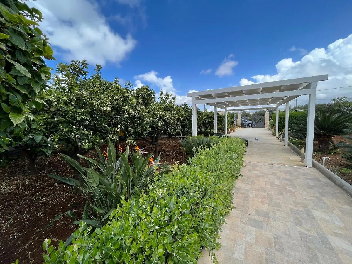 Casa Vacanza Villa Giovanna Valderice 0*,